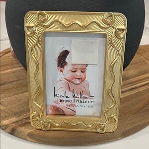 💛🎀Cute.. Picture Frame!